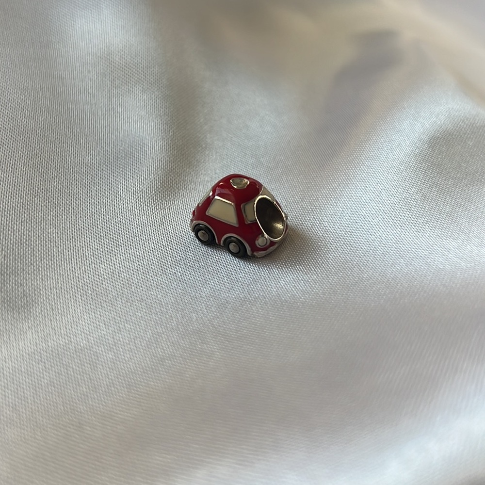 Brighton red car “safe journey” spacer